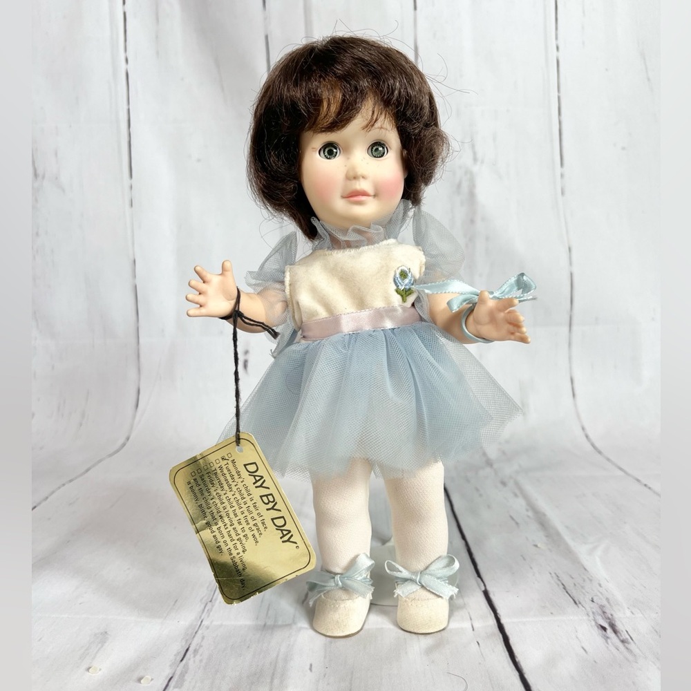 Vintage Effanbee 1980 Day by Day Tuesday Child Doll 11" Blue Dress